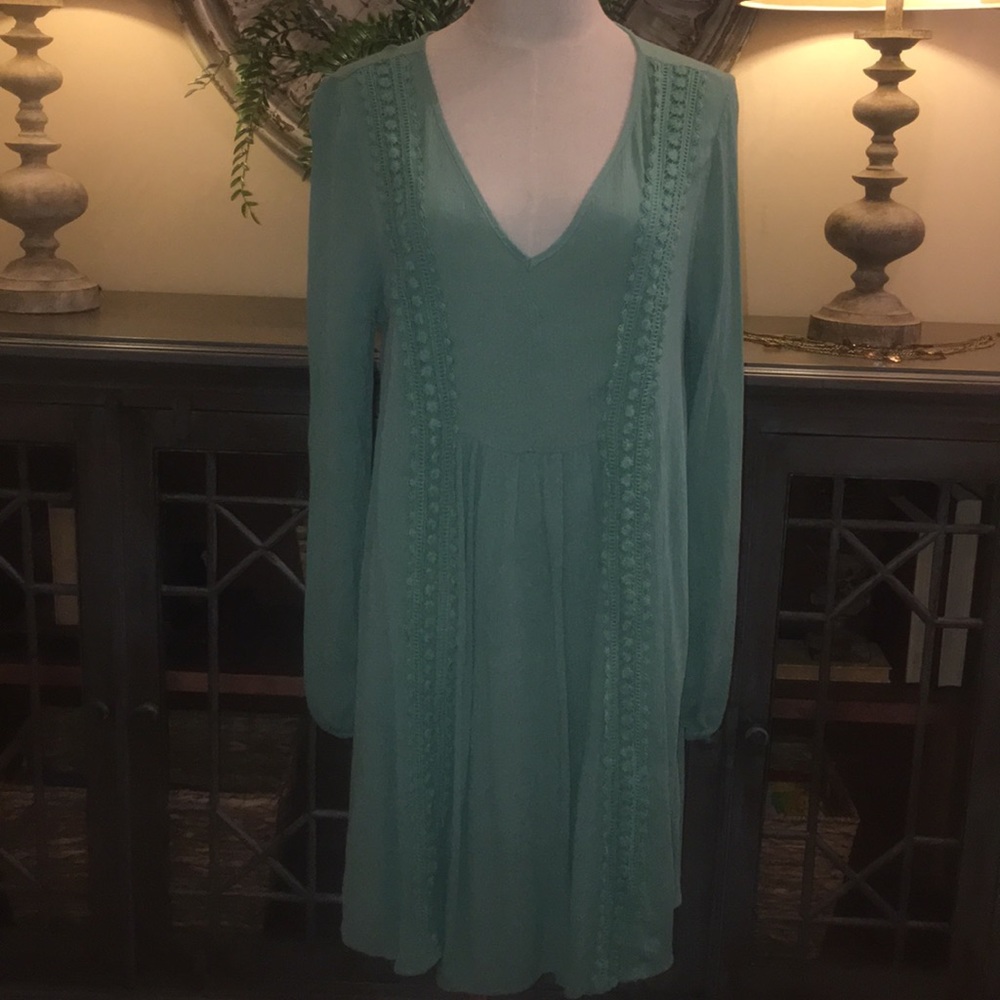 Gorgeous blue green dress 👗 from Francesca’s - Picture 1 of 8